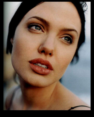 Angelina Jolie pic #77561